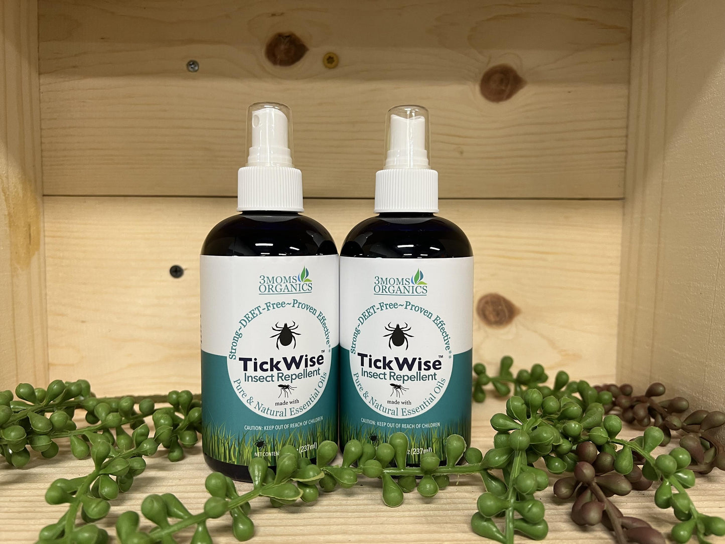 3 Moms Organic - 8oz Flea & Tick Repellant