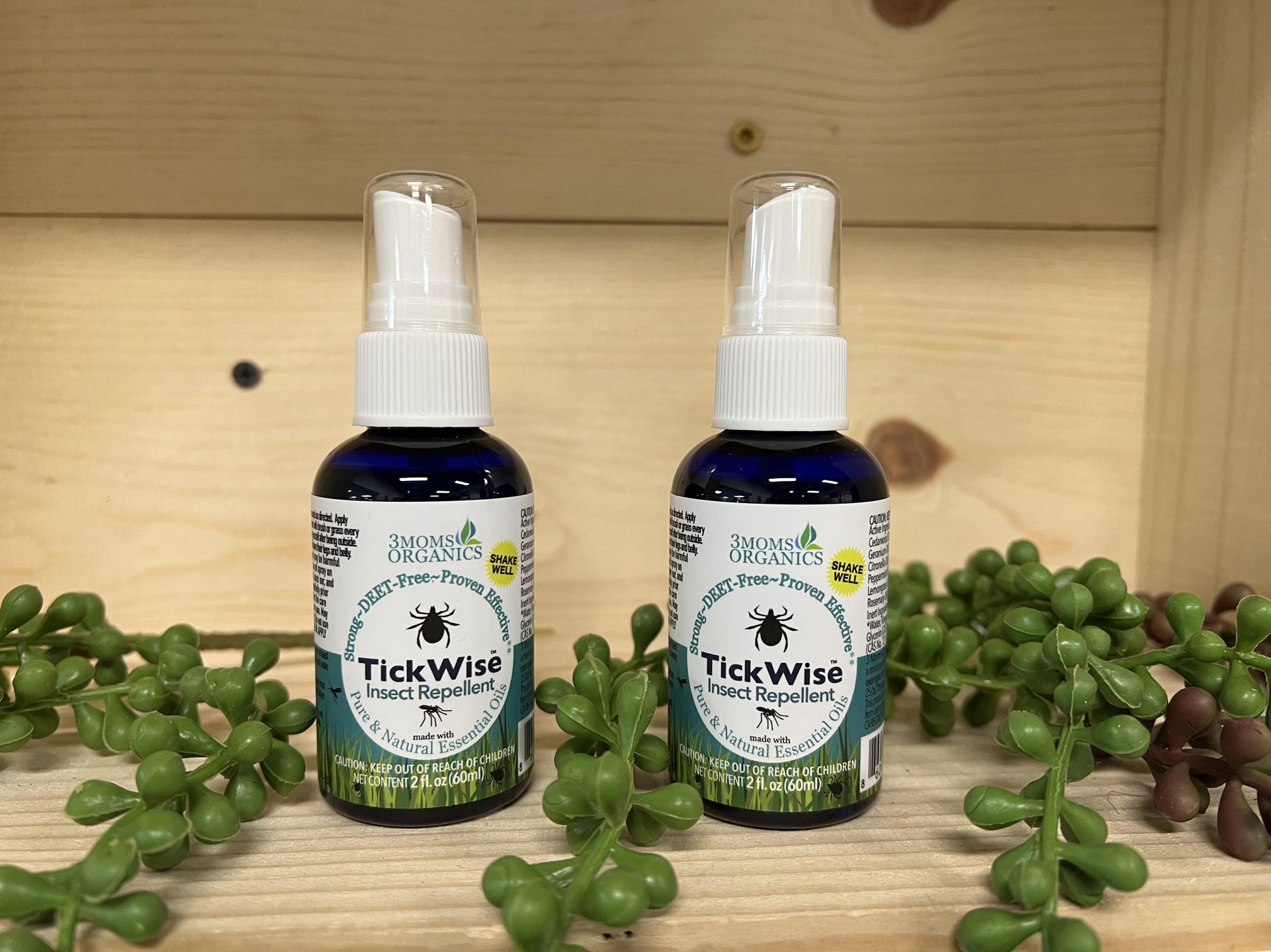 3 Moms Organic - 2oz Flea & Tick Repellant