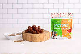 Petipet - Apples and Carrots